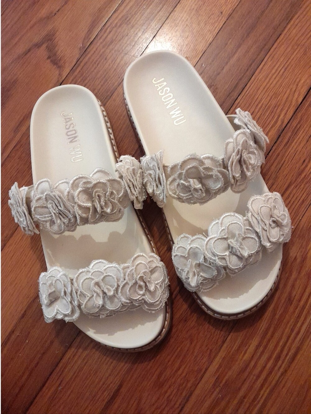 Jason Wu Cream Floral Embroidered Double Strap Slide Sandals sz 9 Cream Color